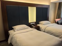 -上海浦东假日酒店