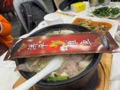 -洪平血旺椒麻鸡雅鱼饭店(熊猫大道店)