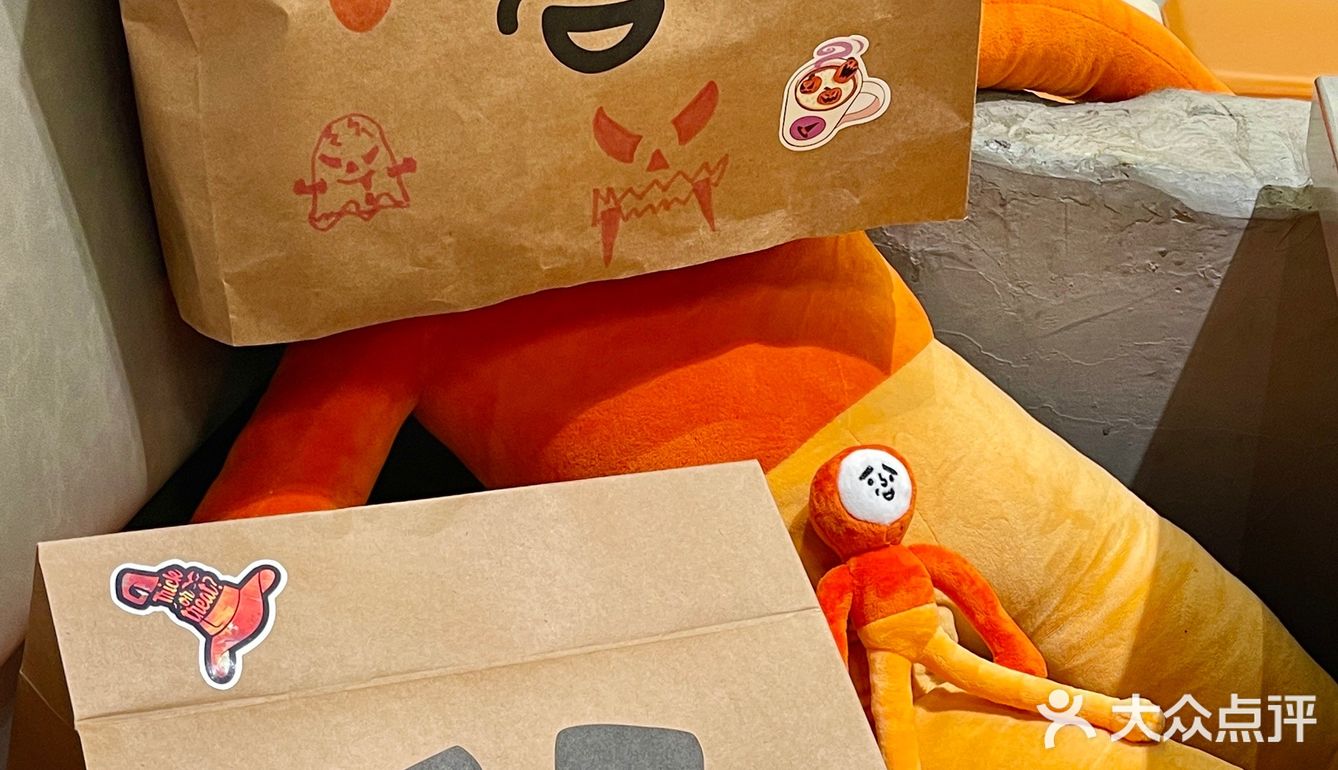 啊啊啊在火锅店过万圣节🎃太有氛围了