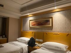 -维也纳酒店(成都春熙路李家沱地铁站店)