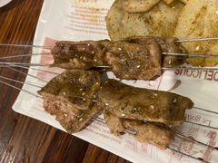 -亮亮烧烤(积玉桥总店)