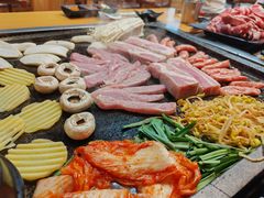 -小黑猪石板烤肉(皇冠花园店)