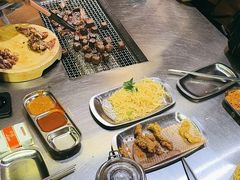 -马路牙子烧烤音乐酒馆(望京店)