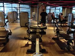 -W FITNESS 威尔仕健身·游泳(老西门新苑店)