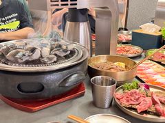 -围炉肉舍•炭烤活鳗•丹东海鲜烤肉(步行街店)