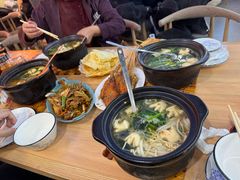 -香沅桥云南过桥米线(盖州店)