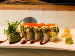 牛油果芝士寿司卷-文立新麻辣烫(合生汇21街区店)