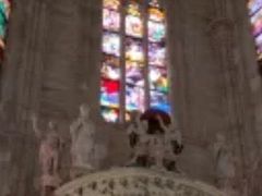 -文艺复兴百货(米兰大教堂广场店)