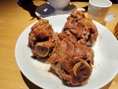 招牌酱大骨-关东小磨东北菜(上海长风大悦城店)