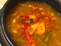 牛肉汤饭-山海珍味韩国料理(奥城店)