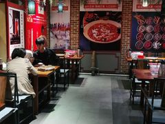 大堂-辣不二地道川菜(汉水路店)