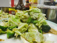 -严记小天府酸菜鱼(西四路店)