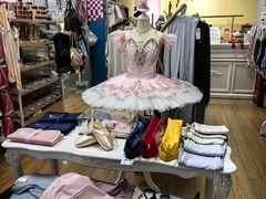 -上海路易十四芭蕾良品舞蹈用品店(美丽华商务中心店)