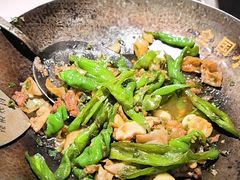 -费大厨辣椒炒肉(高铁吾悦广场店)