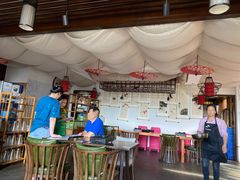 用餐区-夏屿湖畔.落日湖景餐厅(普者黑景区店)