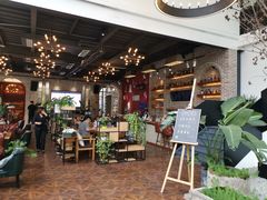 -桉树林A coffee 森林餐厅(三圣乡店)