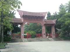 -榴花塔