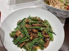 -海鸿荟·沿江菜(中山北路店)