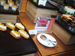 -松山湖凯悦酒店·Café自助餐厅·周末火舞秀表演