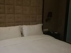 -长沙豪布斯卡酒店(长沙省政府德思勤店)