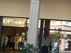 -佛罗伦萨小镇广佛名品奥特莱斯(疏港路店)