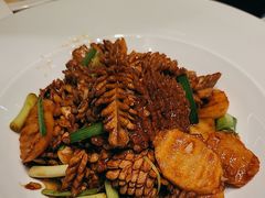 -闫府私房菜·百年鲁菜(恒隆店)