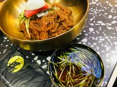 -黑牛の場烤肉(摩天活力城店)