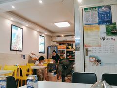 大堂-一起吃小龙虾·海鲜(海珠店)