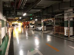 -北京银泰中心-停车场