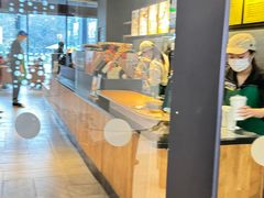 -星巴克臻选(莘庄仲盛店)