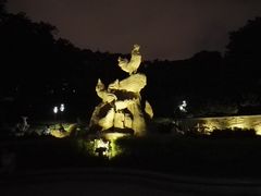 金鸡山雕塑-金鸡山公园