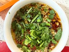 -牛华八婆麻辣烫(起源店)