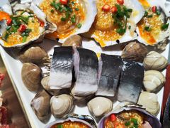 -围炉肉舍•炭烤活鳗•丹东海鲜烤肉(步行街店)