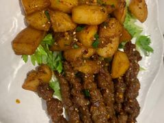 -犇逸·乐山跷脚牛肉·四川现炒(览海店)