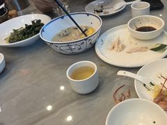 -侬佳蒸菜馆(听潮店)