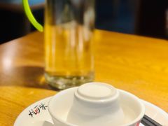 餐具摆设-杭百味·大众精选杭帮菜(西湖音乐喷泉店)