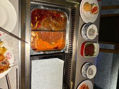 -芝小官毛肚火锅海鲜自助(苏州吴江区万宝店)