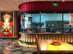 面包甜点陈列柜-额尔敦传统涮火锅·烧烤(鑫源山庄店)