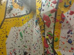 -问山MountQuest攀岩馆