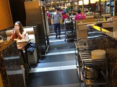 大堂-黄记煌三汁焖锅(渝北金港国际店)