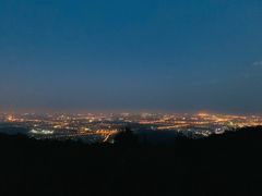 -鬼笑石后山停车场