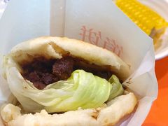 -小放牛炒菜馆(军校店)
