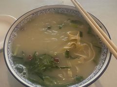 -烤鸭肉夹馍鸭汤店