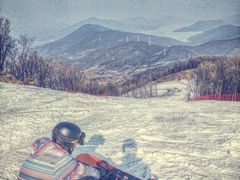 -中旅松花湖滑雪场