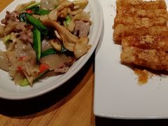 -十三式重庆江湖菜(金茂览秀城店)