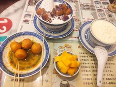 -广信牛奶甜品世家(台东店)