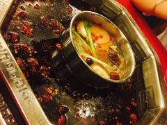 -山城年华老火锅(玉林店)