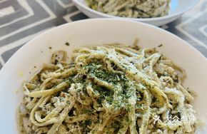 Pea and Kale Noodles