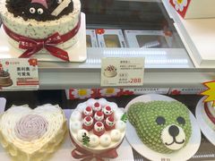 -花花卷卷·鲜食蛋糕(静安久光百货店)