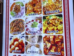 -经典老菜坊·开封灌汤包(火车站店)